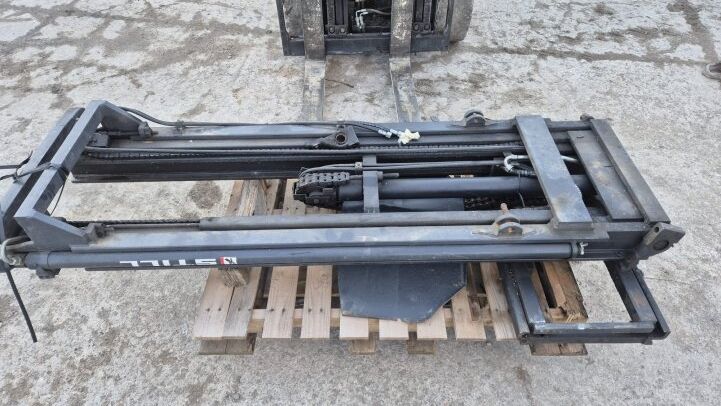 STILL MASTIL TRIPLEX